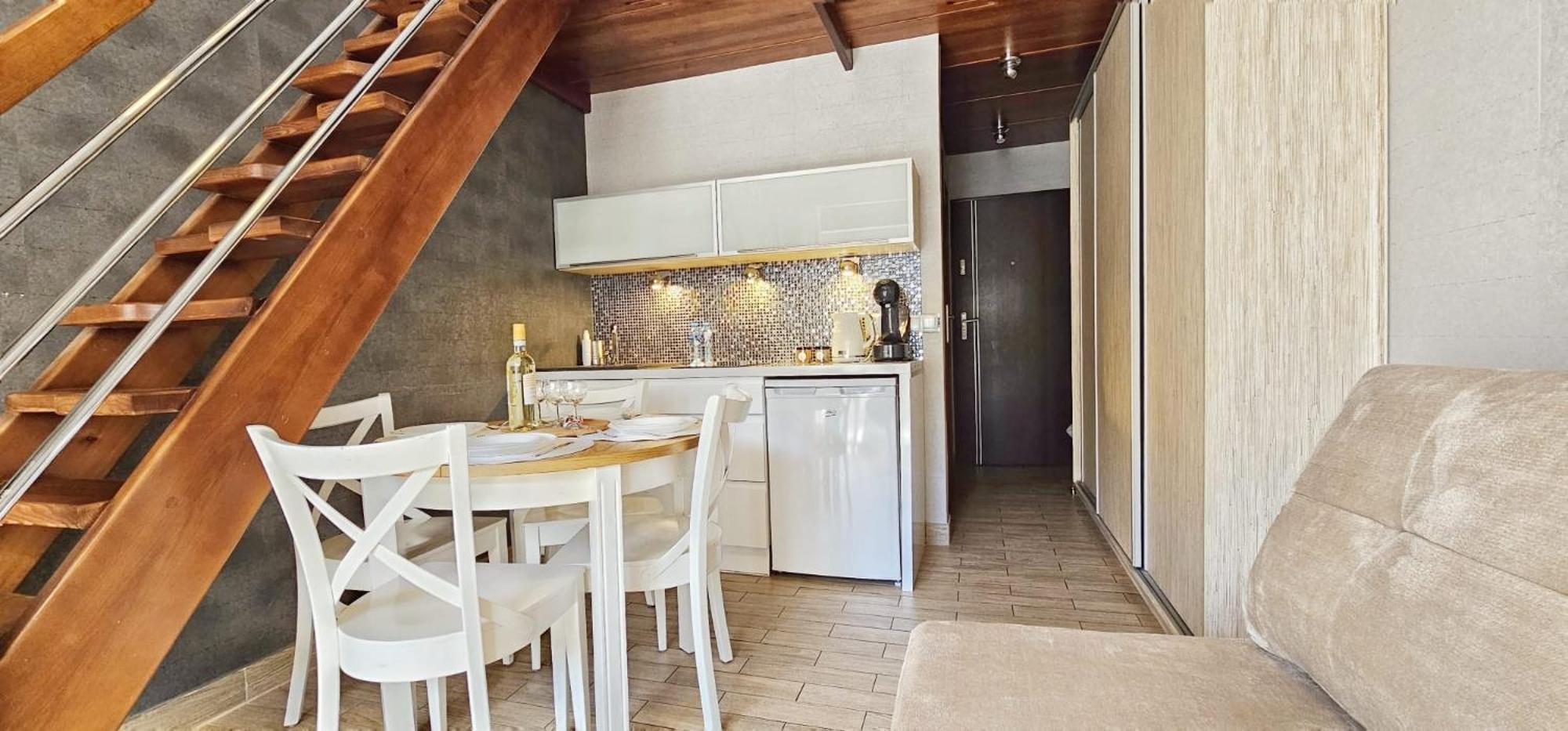 Holiday Home Slavia New 11 Z Antresola I Balkonem Przy Plazy Мендзиздрое Екстериор снимка